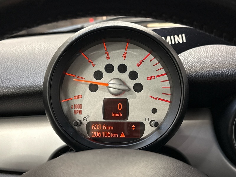 Mini Hatchback vaihtoauto