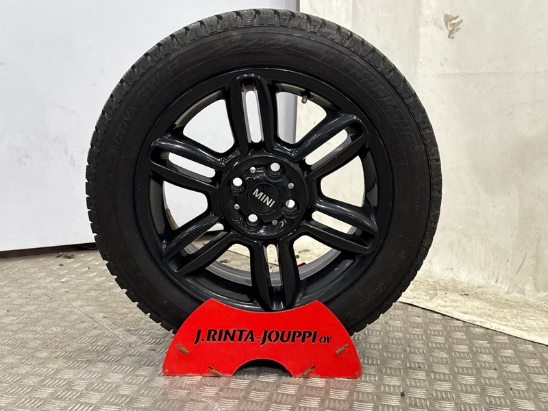 Mini Hatchback vaihtoauto