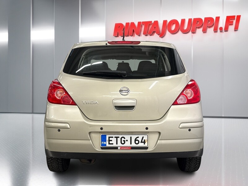 Nissan Tiida vaihtoauto
