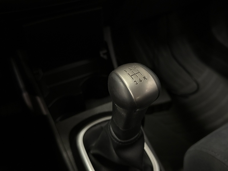 Nissan Tiida vaihtoauto