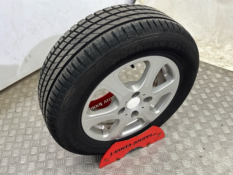 Nissan Tiida vaihtoauto