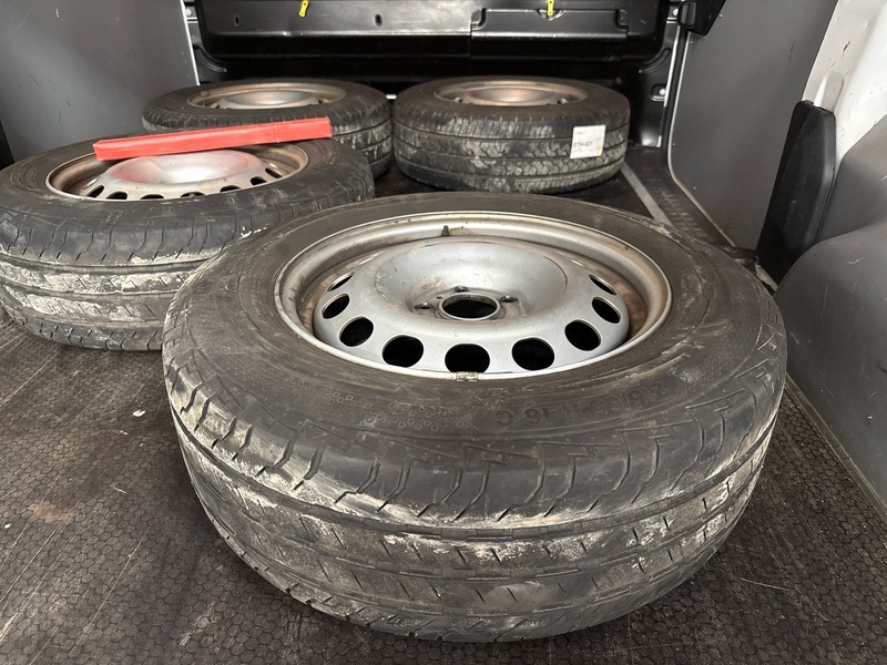 Opel Vivaro vaihtoauto