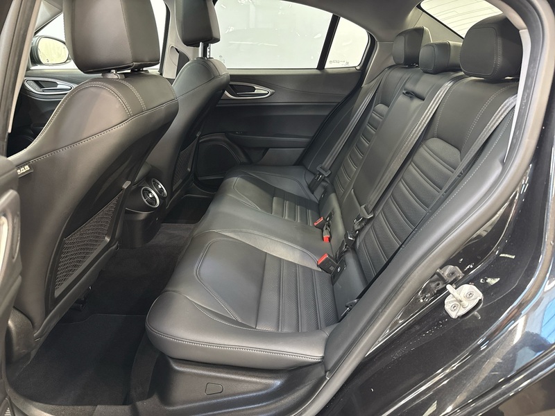 Alfa Romeo Giulia vaihtoauto