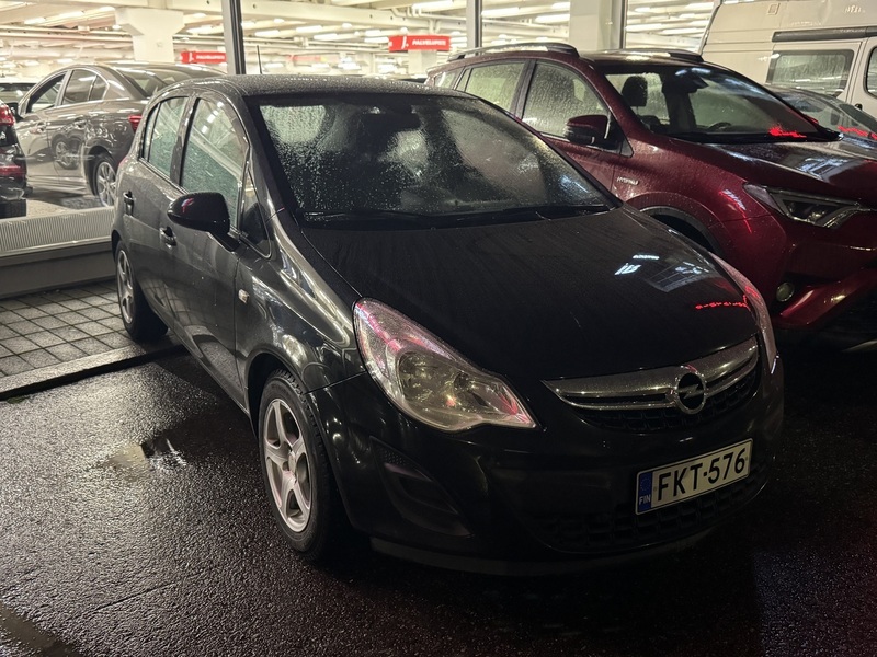 Opel Corsa vaihtoauto