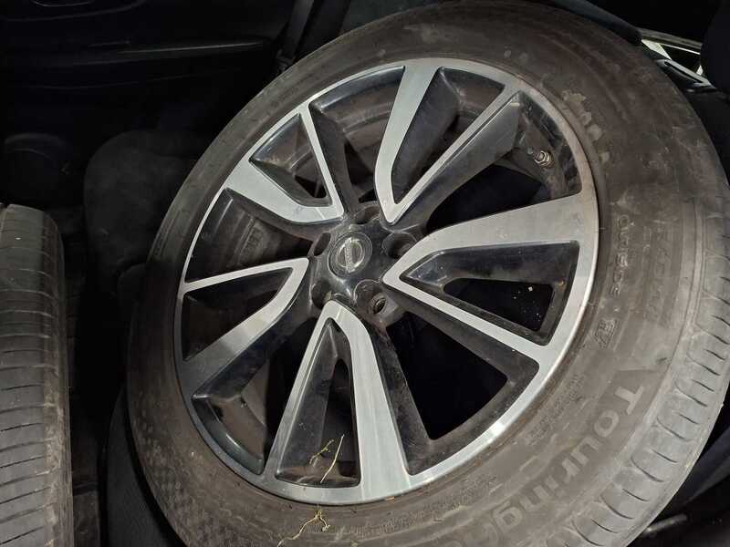 Nissan X-Trail vaihtoauto