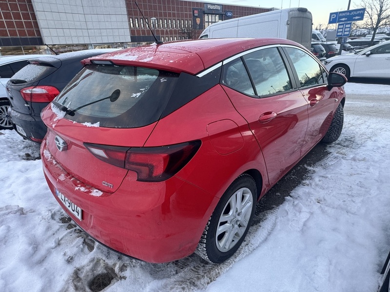 Opel Astra vaihtoauto