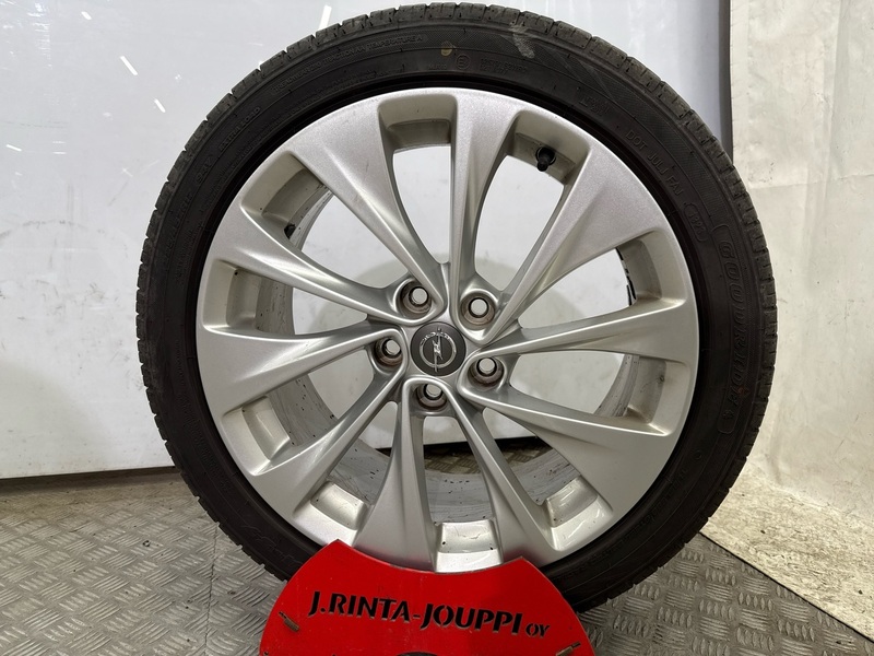 Opel Astra vaihtoauto