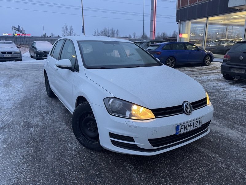 Volkswagen Golf vaihtoauto