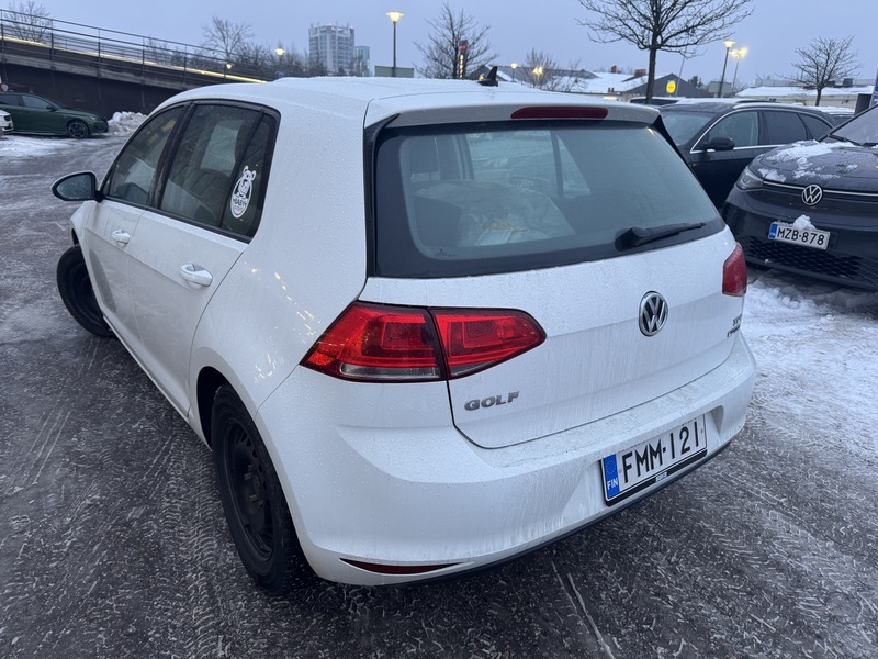 Volkswagen Golf vaihtoauto