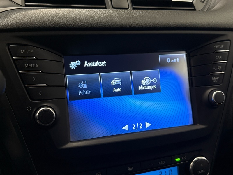 Toyota Avensis vaihtoauto