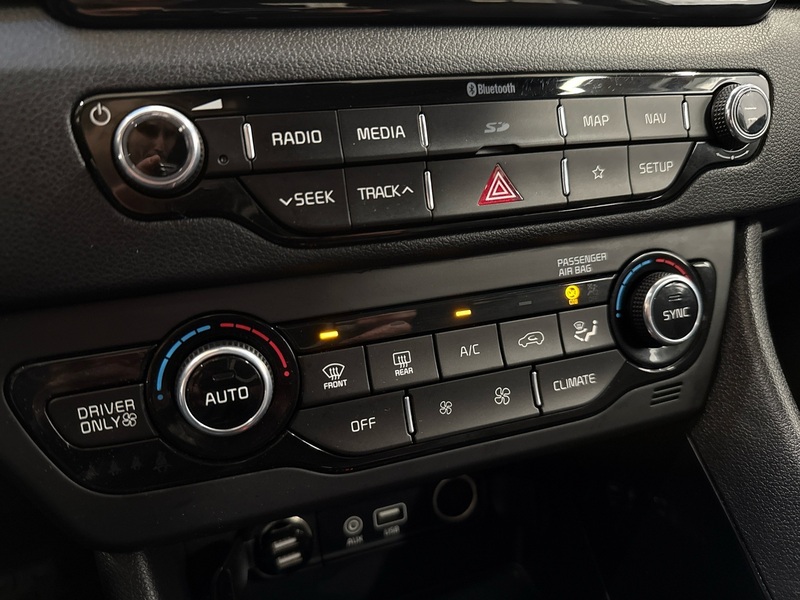 Kia Niro plug-in vaihtoauto