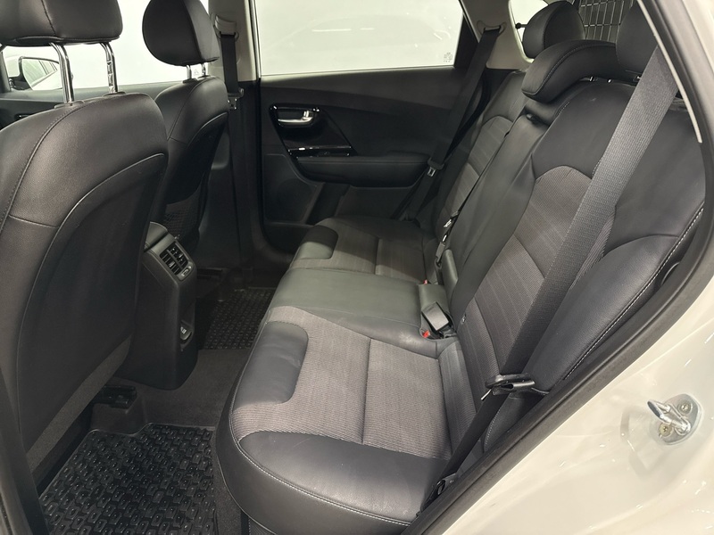 Kia Niro plug-in vaihtoauto