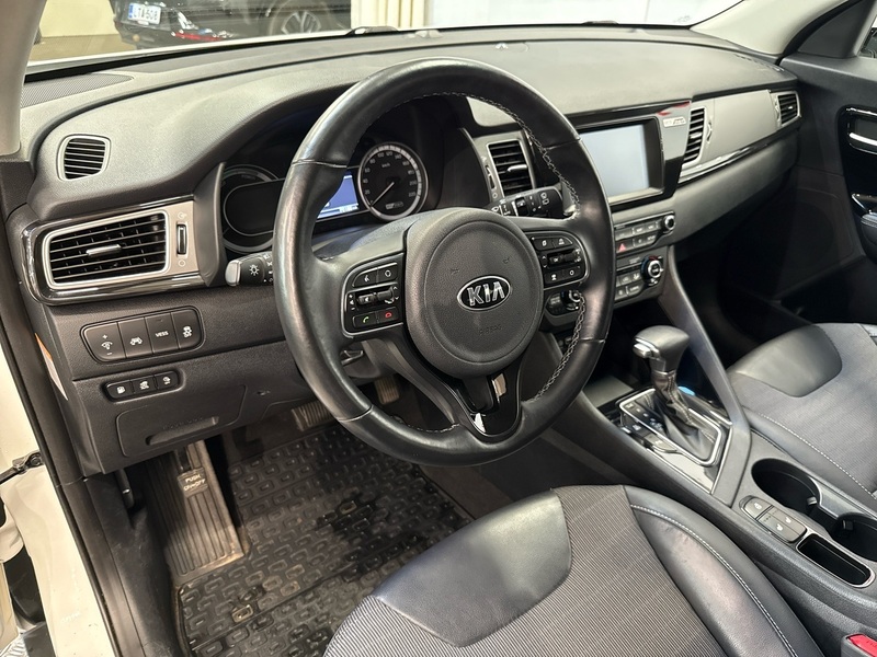 Kia Niro plug-in vaihtoauto