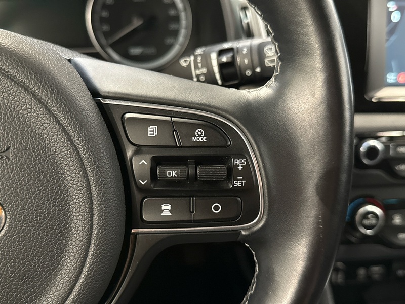 Kia Niro plug-in vaihtoauto