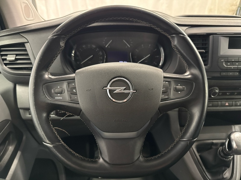 Opel Vivaro vaihtoauto