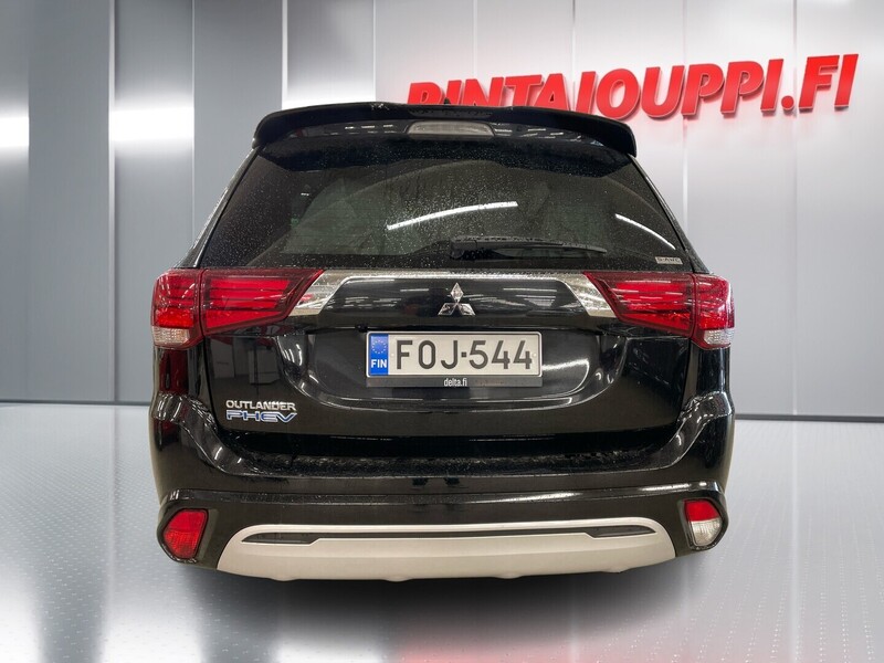 Mitsubishi Outlander PHEV vaihtoauto