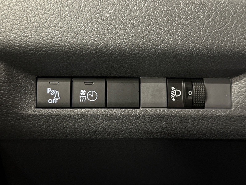 Opel Vivaro vaihtoauto