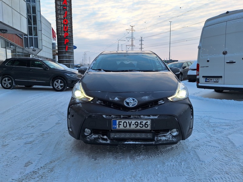 Toyota Prius+ vaihtoauto