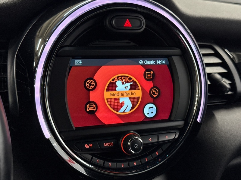 Mini Hatchback vaihtoauto