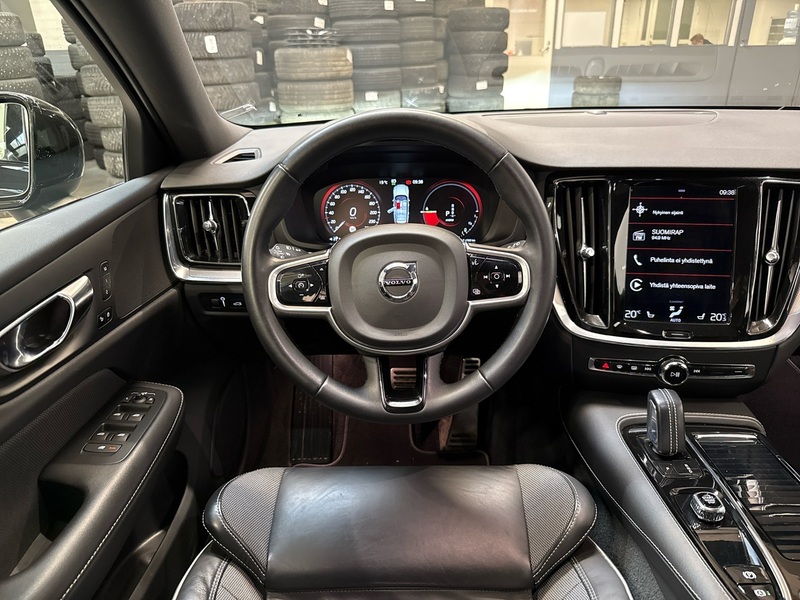 Volvo V60 vaihtoauto