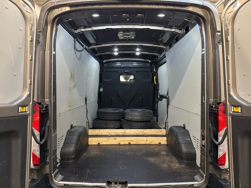 Ford Transit vaihtoauto