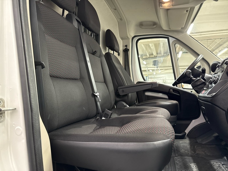 Peugeot Boxer vaihtoauto