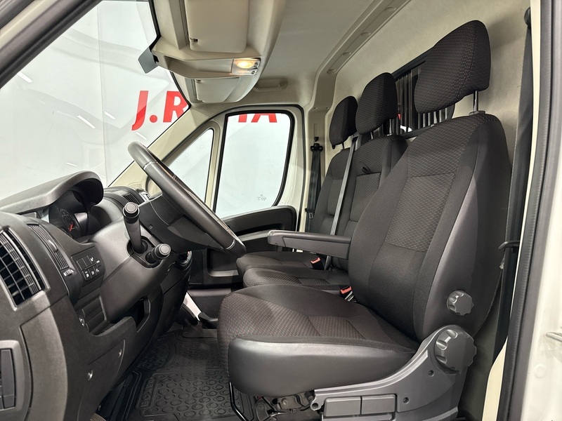 Peugeot Boxer vaihtoauto