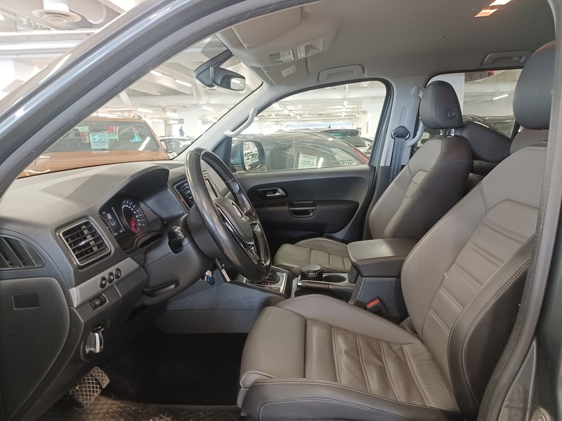 Volkswagen Amarok vaihtoauto