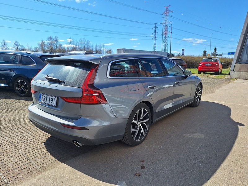 Volvo V60 vaihtoauto