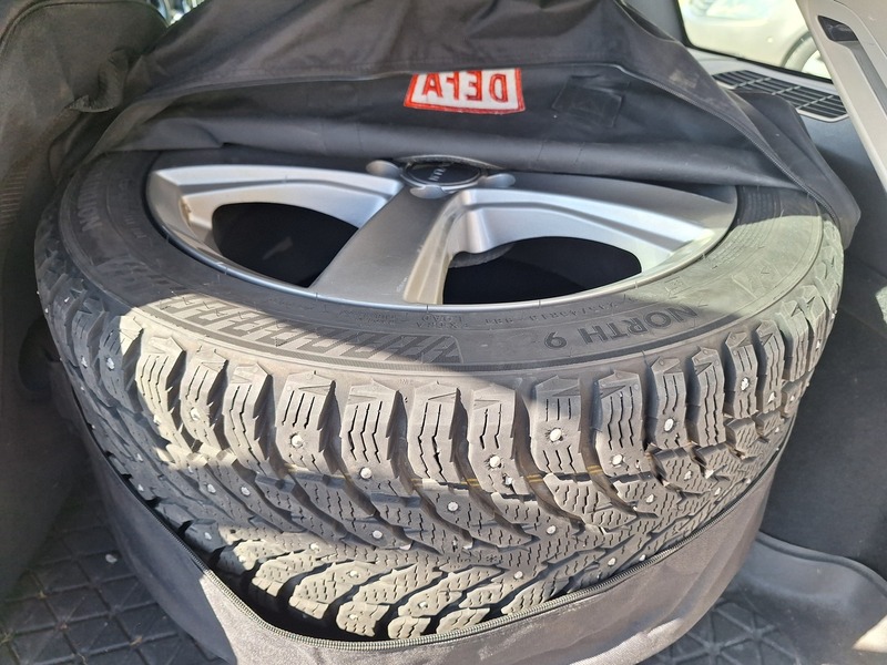 Volvo V60 vaihtoauto