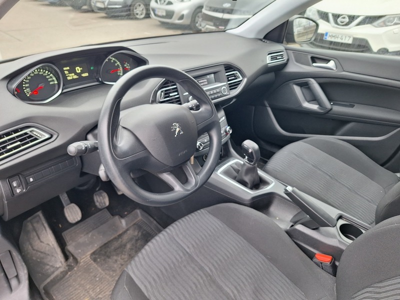 Peugeot 308 vaihtoauto