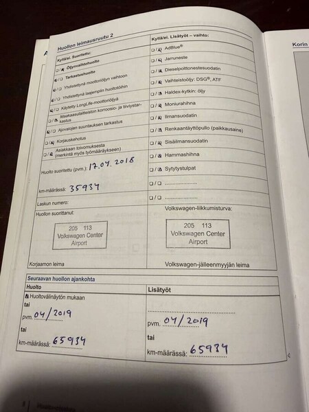 Volkswagen Touran vaihtoauto