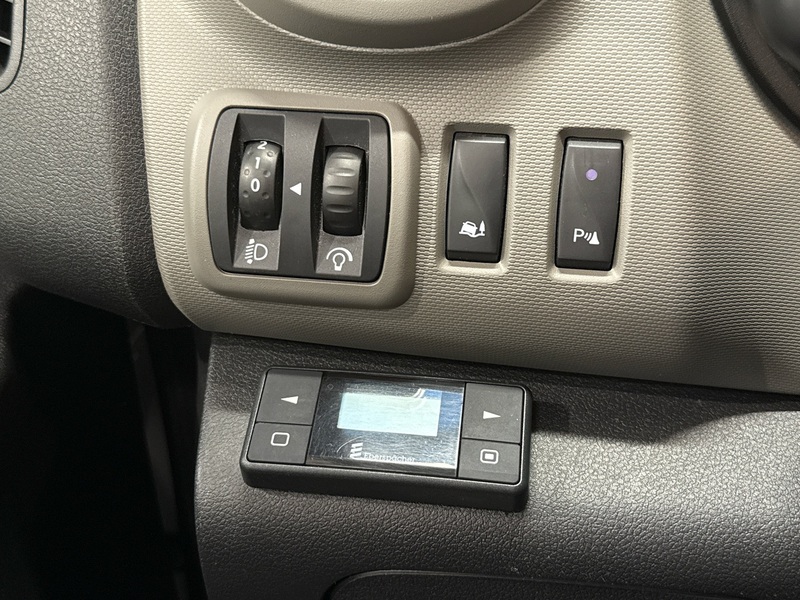 Renault Trafic vaihtoauto