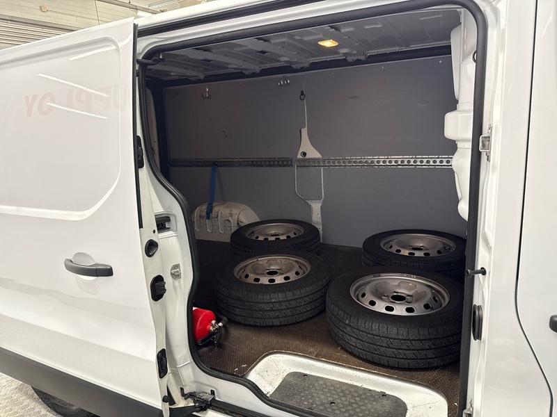 Renault Trafic vaihtoauto