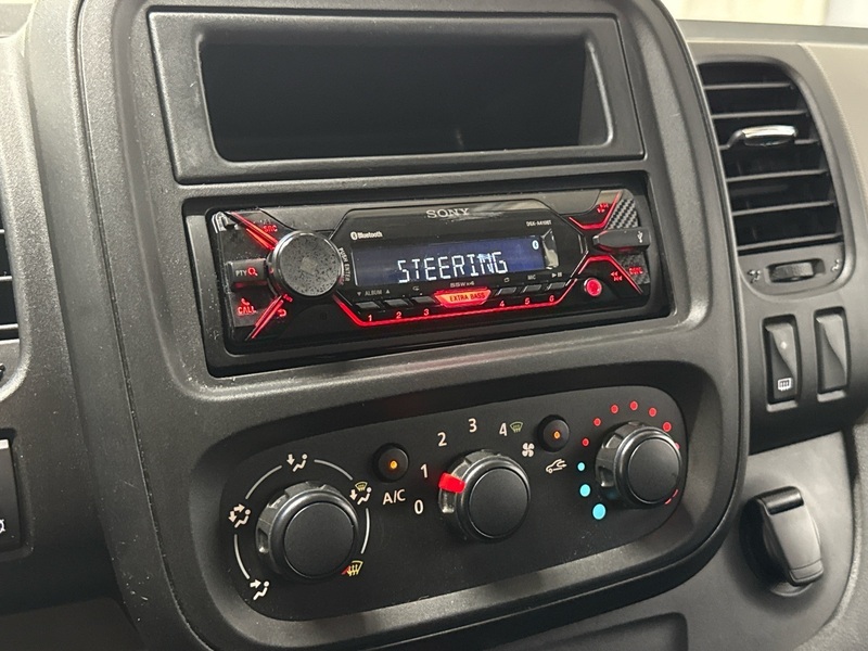 Renault Trafic vaihtoauto