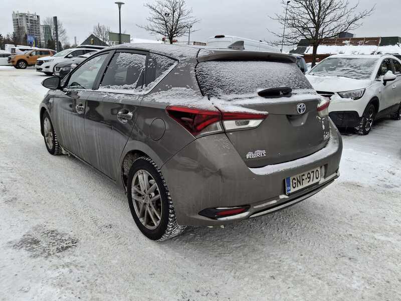 Toyota Auris vaihtoauto
