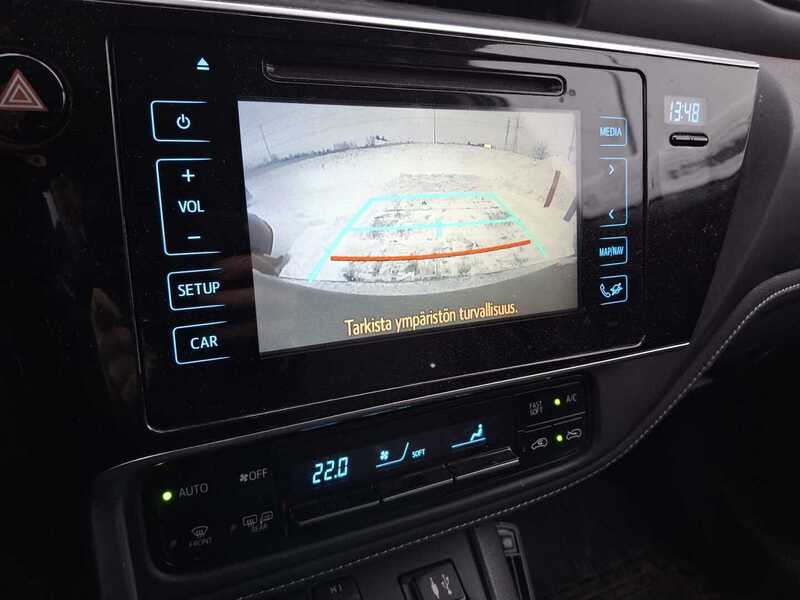 Toyota Auris vaihtoauto