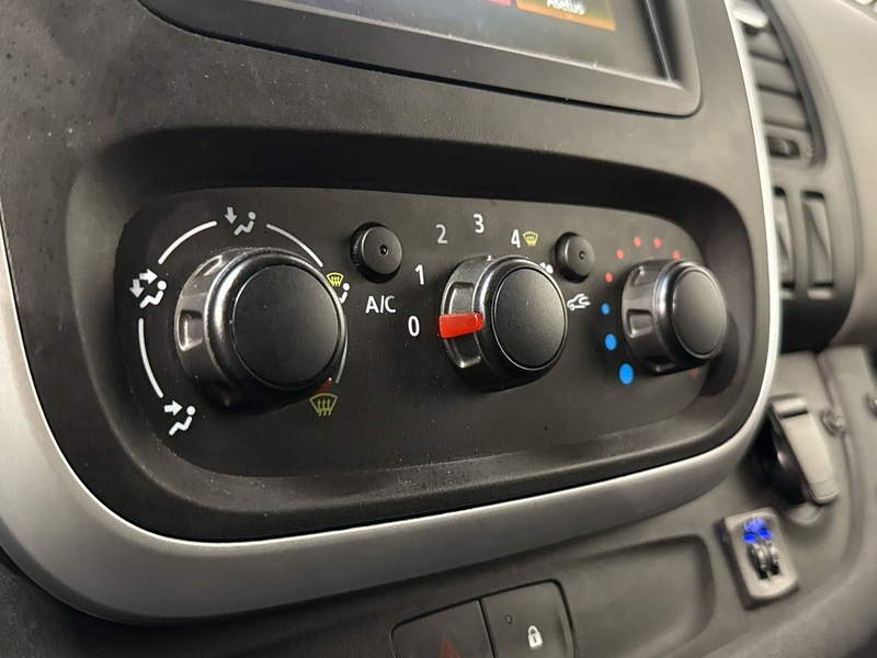 Nissan NV300 vaihtoauto