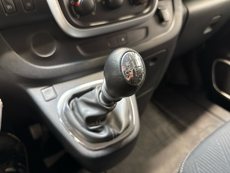 Nissan NV300 vaihtoauto