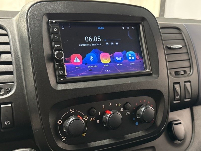 Opel Vivaro vaihtoauto