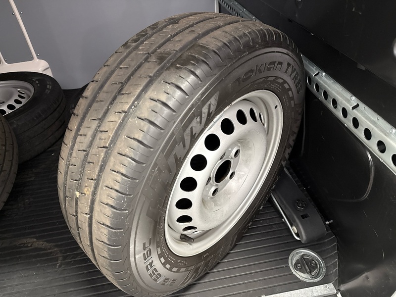 Volkswagen Transporter vaihtoauto