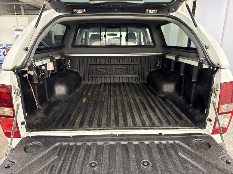 Isuzu D-Max vaihtoauto