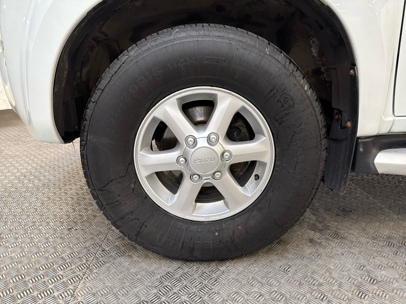 Isuzu D-Max vaihtoauto