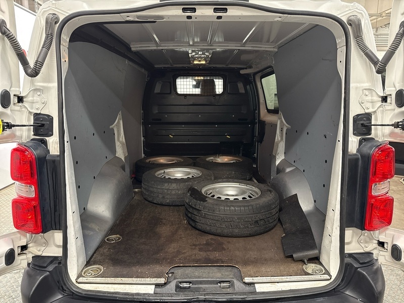 Toyota Proace vaihtoauto