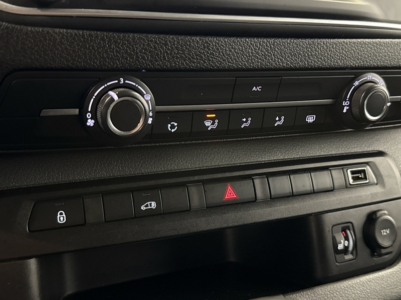 Opel Vivaro vaihtoauto