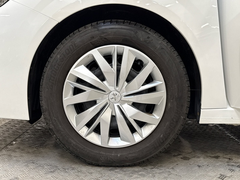 Peugeot 208 vaihtoauto