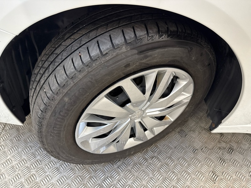 Peugeot 208 vaihtoauto