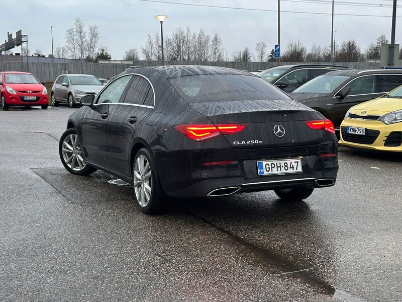 Mercedes-Benz CLA-sarja vaihtoauto