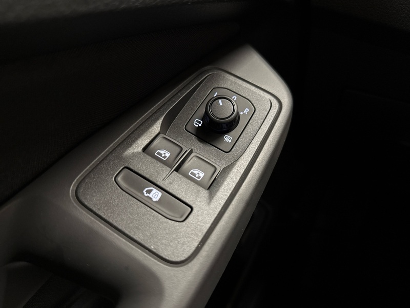 Ford Transit Connect vaihtoauto