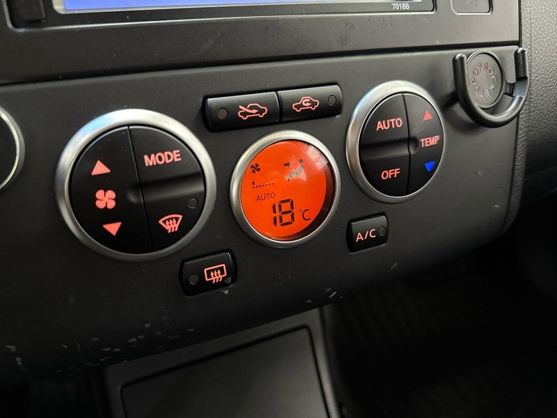 Nissan Tiida vaihtoauto